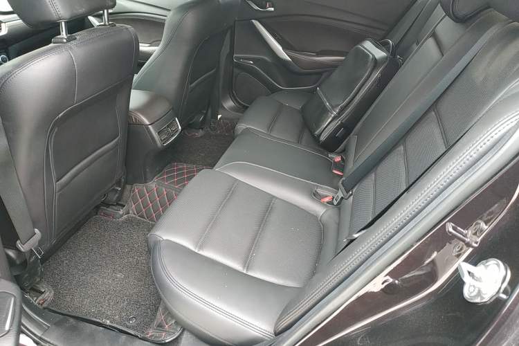 Used Mazda Atenza 2017 2.0L Blue Sky Luxury Edition
