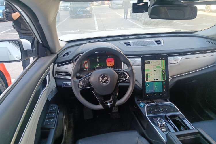 Used WM Motor EX5 2018 EX5 400 Extra Innovation Edition
