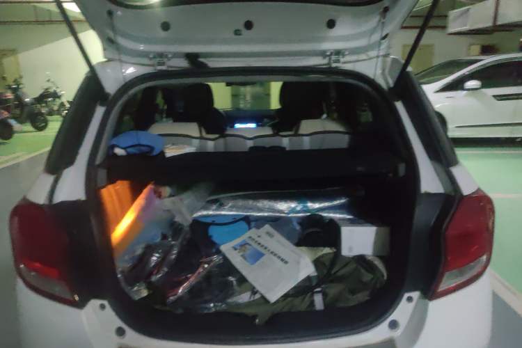 Used Chevrolet Lova RV 2016 1.5L Automatic Comfort Edition Trunk