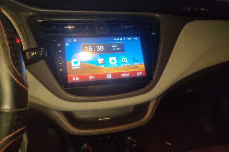 Used Chevrolet Lova RV 2016 1.5L Automatic Comfort Edition Audio And AC Panel