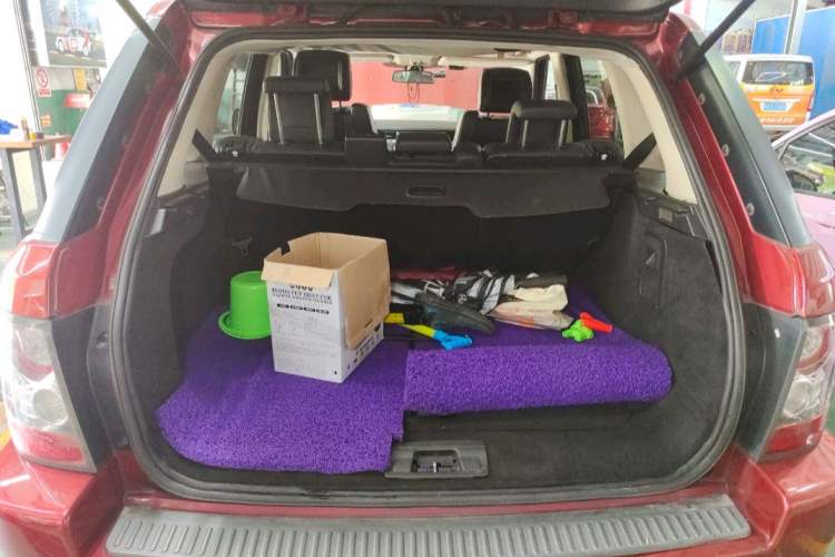 Used Land Rover Range Sport 2010 3.0 TDV6 HSE Diesel Edition Trunk