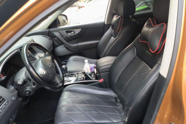 Used Infiniti FX 2011 FX35 Standard Edition