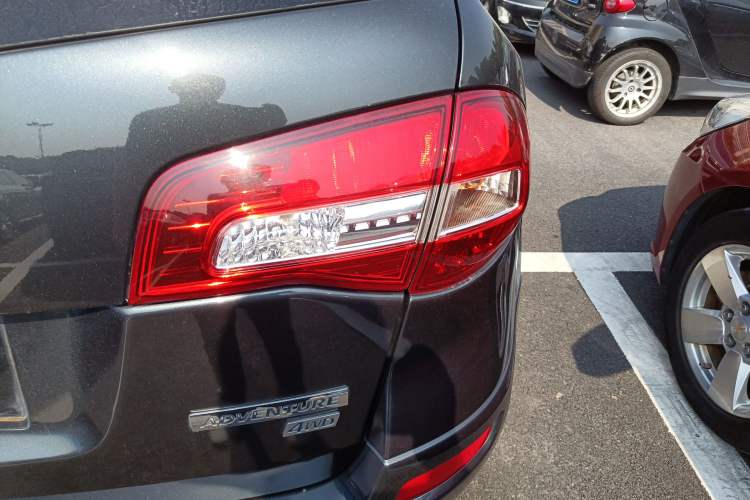 Used Renault Koleos 2012 2.5L 4x4 Comfort Edition with Navigation