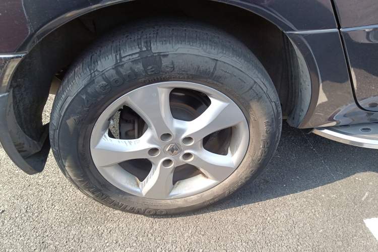 Used Renault Koleos 2012 2.5L 4x4 Comfort Edition with Navigation