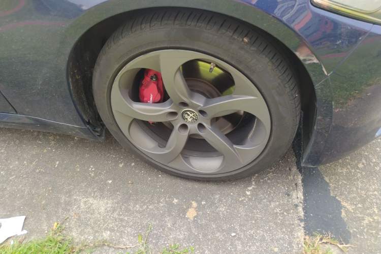 Used Alfa Romeo Giulia 2019 2.0T 280HP Black Package Limited Edition