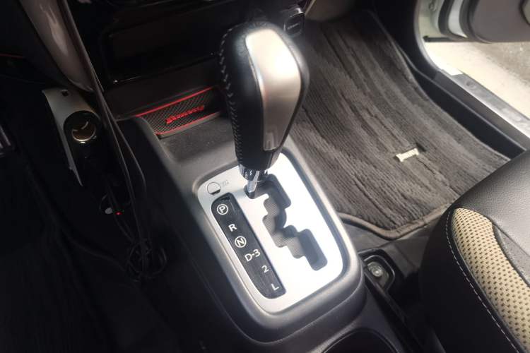 Used Suzuki Jimny 2015 1.3 AT Mode3 Navigation Edition