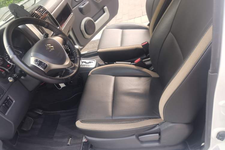 Used Suzuki Jimny 2015 1.3 AT Mode3 Navigation Edition