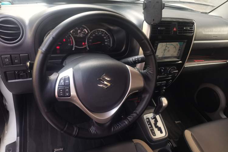 Used Suzuki Jimny 2015 1.3 AT Mode3 Navigation Edition