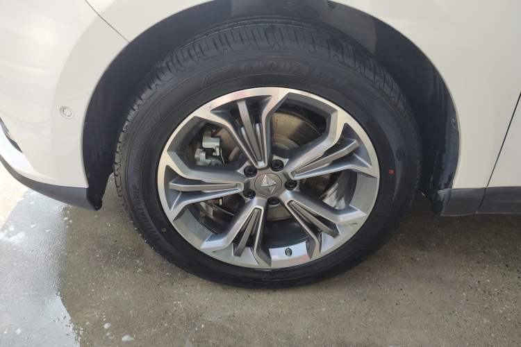 Used BORGWARD BX7 2018 28T Four-Wheel Drive Flagship Version 5 Seats China VI Emission Standard
