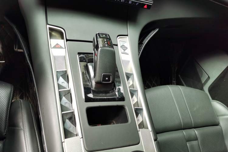 Used DS 7 2018 45THP Rivoli Pioneer Edition