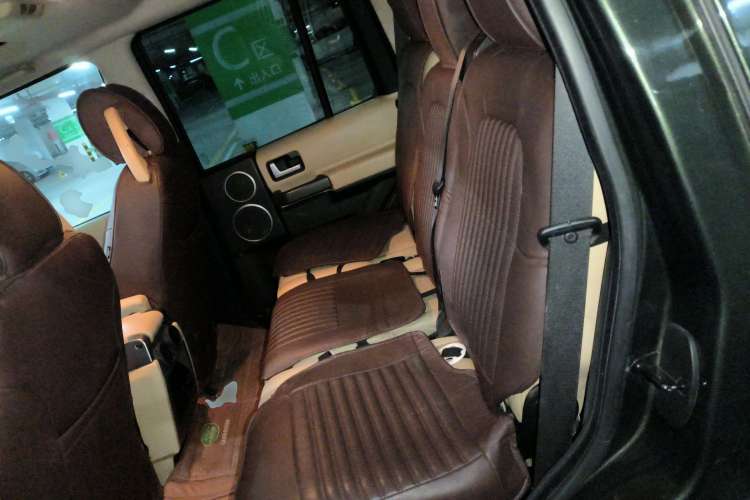 Used Land Rover Discovery 2005 4.0 SC V6 HSE
