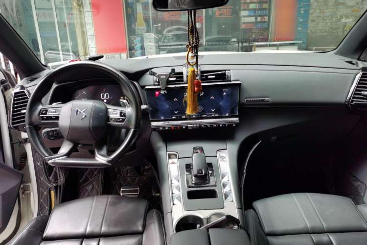 Used DS 7 2018 45THP Rivoli Pioneer Edition