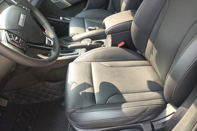 Used Haval H2 2016 Red Label 1.5T Automatic Two-Wheel Drive Elite Model