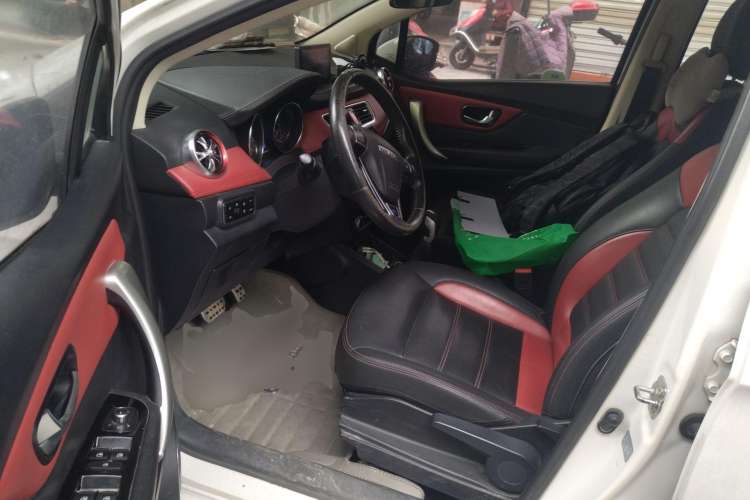 Used Haval H1 2016 Blue Label 1.5L AMT Luxury Model