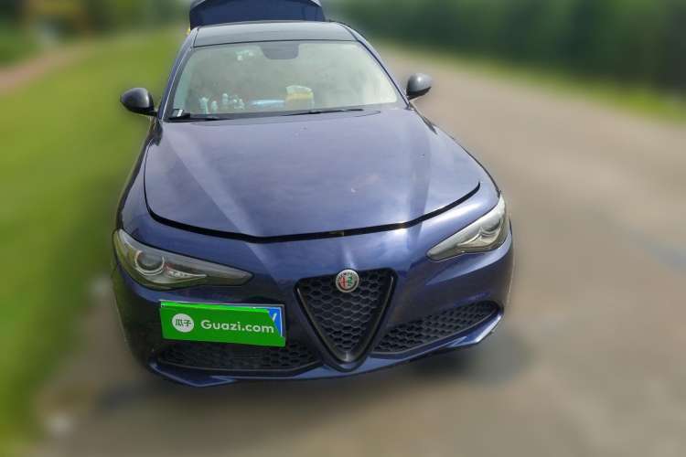 Used Alfa Romeo Giulia 2019 2.0T 280HP Black Package Limited Edition
