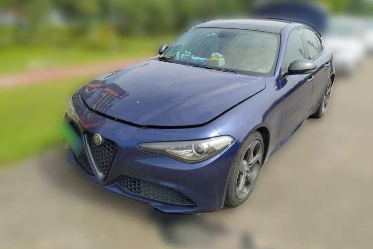 Used Alfa Romeo Giulia 2019 2.0T 280HP Black Package Limited Edition