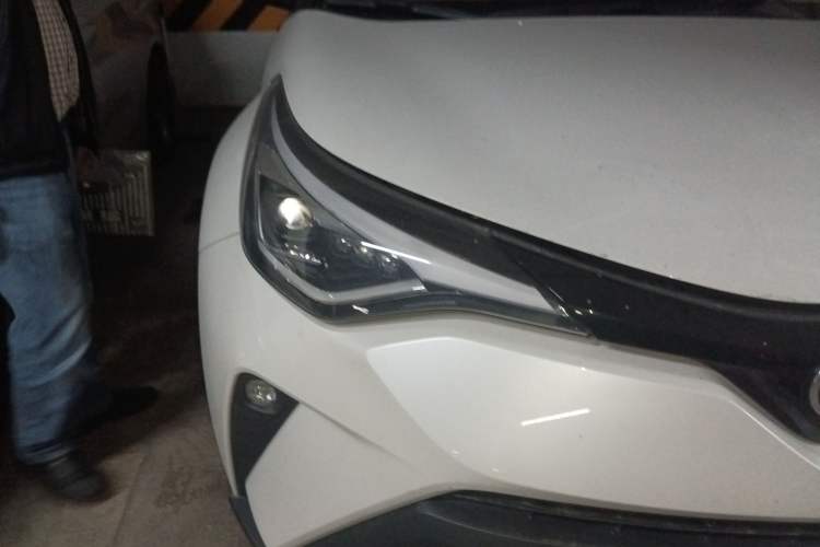 Used Toyota C-HR 2021 2.0L Luxury Edition
