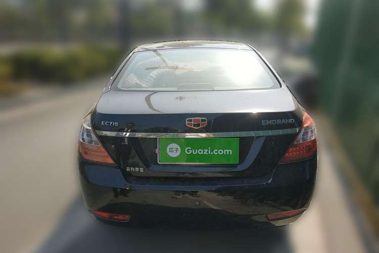 Used Geely Auto Classic Emgrand 2013 Sedan 1.5L Manual Entry-Level Model
