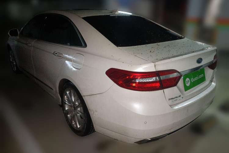 Used Ford Taurus 2017 EcoBoost 325 V6 Flagship Model
