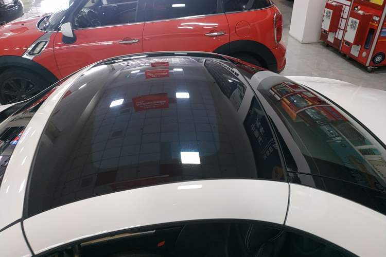 Used Mercedes-Benz SLK-Class 2011 SLK 200 Fashion Model
