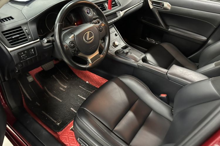 Used Lexus CT 2017 CT200h Comfort Edition Monochrome China V Standard
