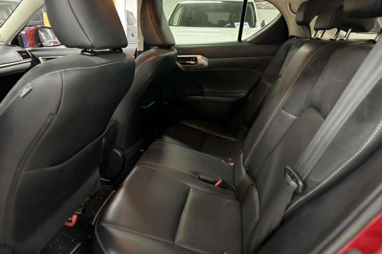 Used Lexus CT 2017 CT200h Comfort Edition Monochrome China V Standard
