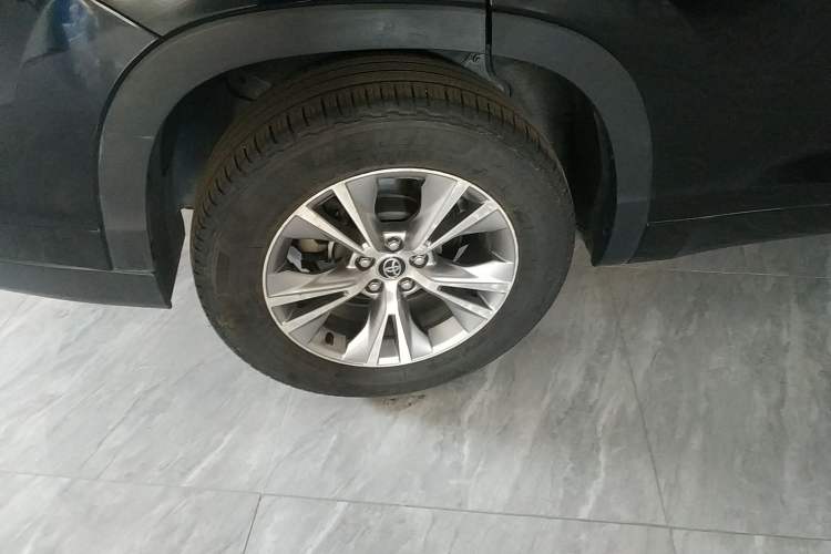 Used Toyota Highlander 2017 2.0T Four-Wheel Drive Elite Edition 7-Seater
