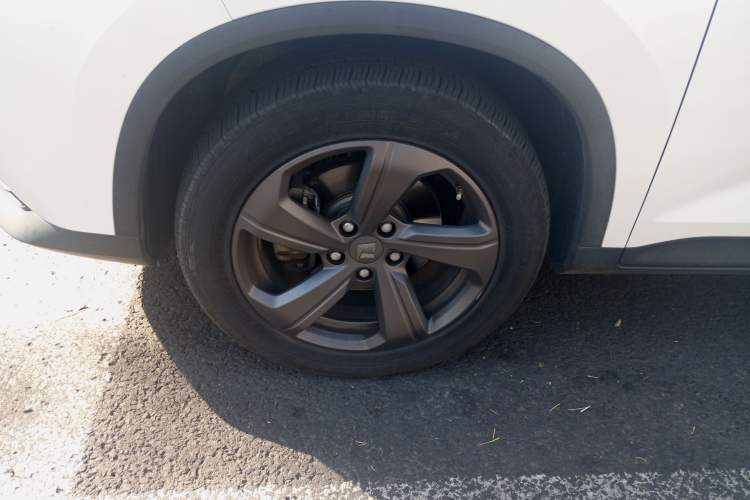 Used Baojun RM-5 2019 1.5T CVT Elite Version with 24-Hour Online Service 6 Seats

