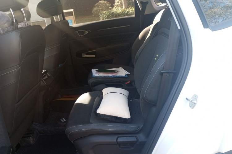 Used Baojun RM-5 2019 1.5T CVT Elite Version with 24-Hour Online Service 6 Seats
