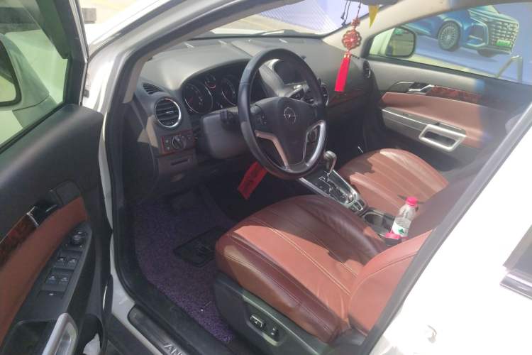 Used Opel Antara 2012 2.4L Two-Wheel-Drive Luxury Edition