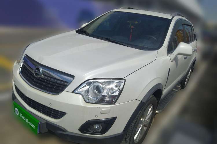 Used Opel Antara 2012 2.4L Two-Wheel-Drive Luxury Edition