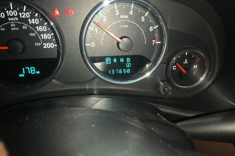 Used Jeep Wrangler 2013 3.6L Sahara Four-Door Edition
