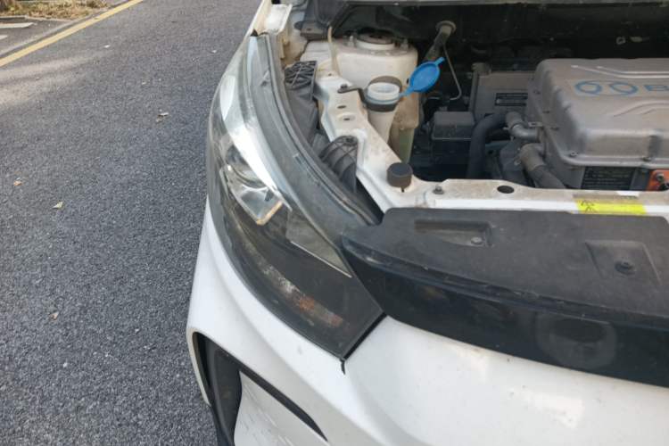 Used BAIC New Energy EC5 2019 New Style Edition Right Front Headlight