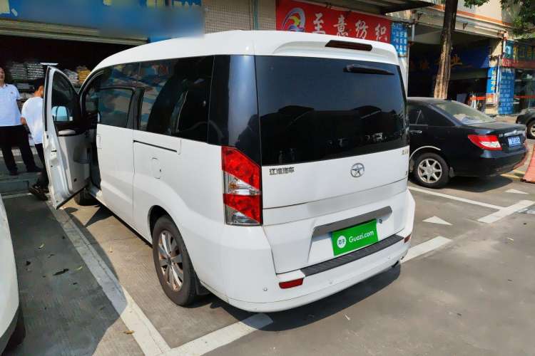 Used JAC Refine M5 2013 2.0T Gasoline Automatic Business Edition