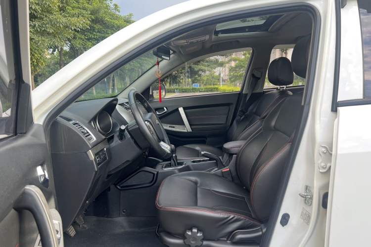 Used Geely Auto GX7 2015 Classic Edition 1.8L Manual Elite Model China V Standard
