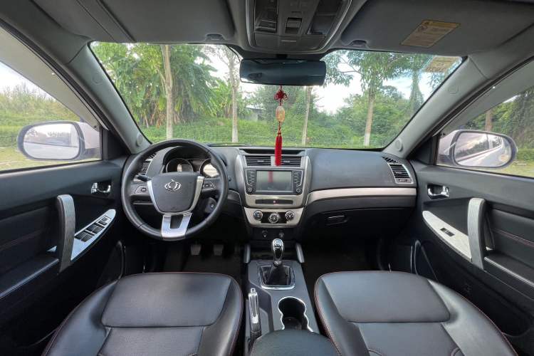 Used Geely Auto GX7 2015 Classic Edition 1.8L Manual Elite Model China V Standard
