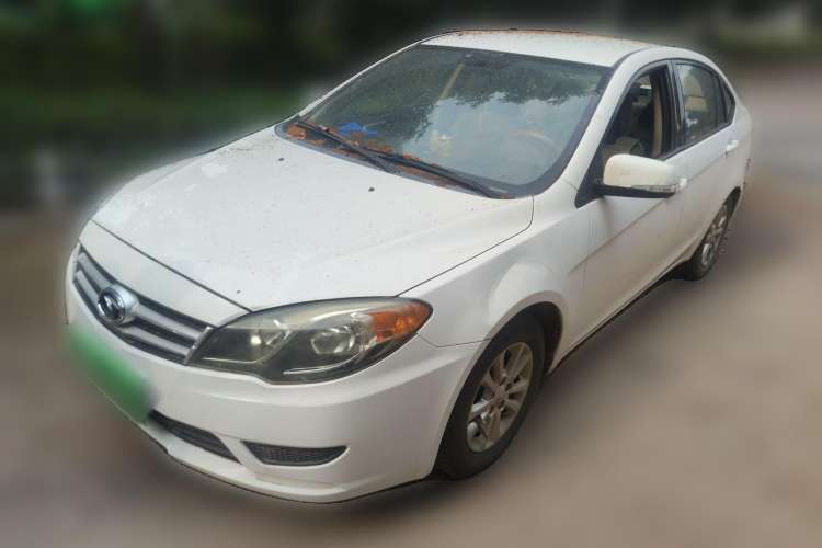 Used Soueast V5 Lingzhi 2014 1.5L Manual Standard Edition