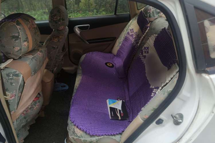 Used Soueast V5 Lingzhi 2014 1.5L Manual Standard Edition Left Rear Seat