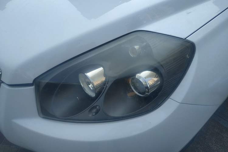 Used Geely Auto GX7 2015 Classic Edition 1.8L Manual Elite Model China V Standard
