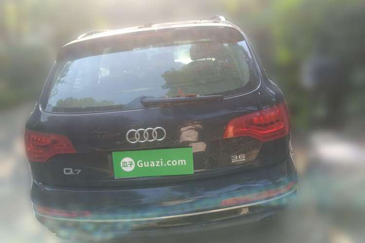 Used Audi Q7 2010 3.6 FSI quattro base version

