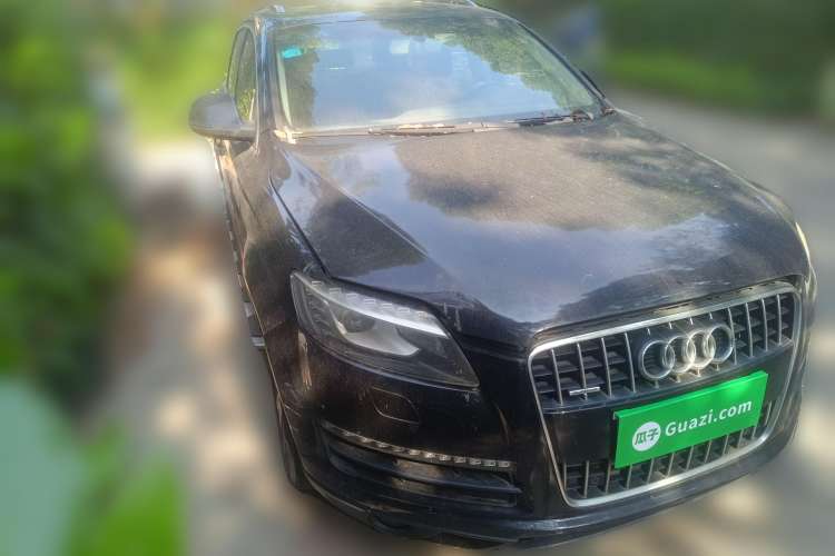 Used Audi Q7 2010 3.6 FSI quattro base version
