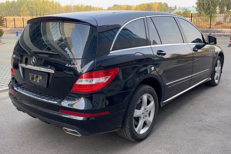 Used Mercedes-Benz R-Class 2015 R 320 4MATIC Luxury Model