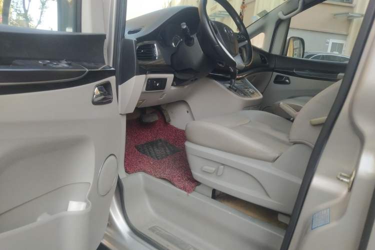 Used JAC Refine M5 2016 2.0T Gasoline Automatic Business Edition