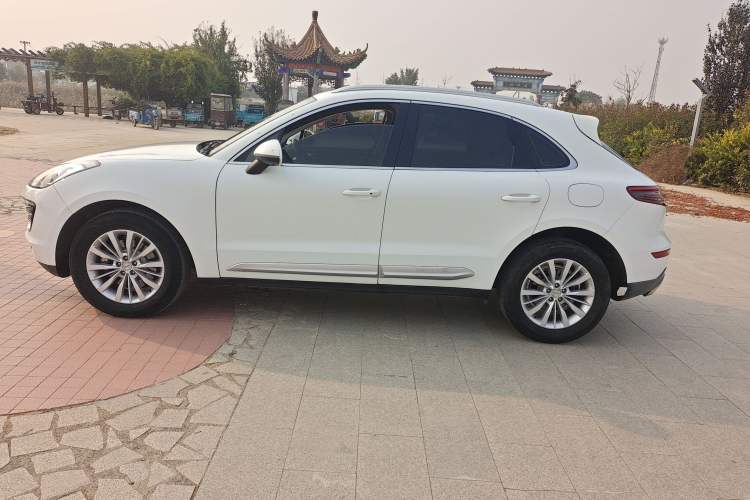 Used Zotye SR9 2017 2.0T Automatic Ultimate Edition
