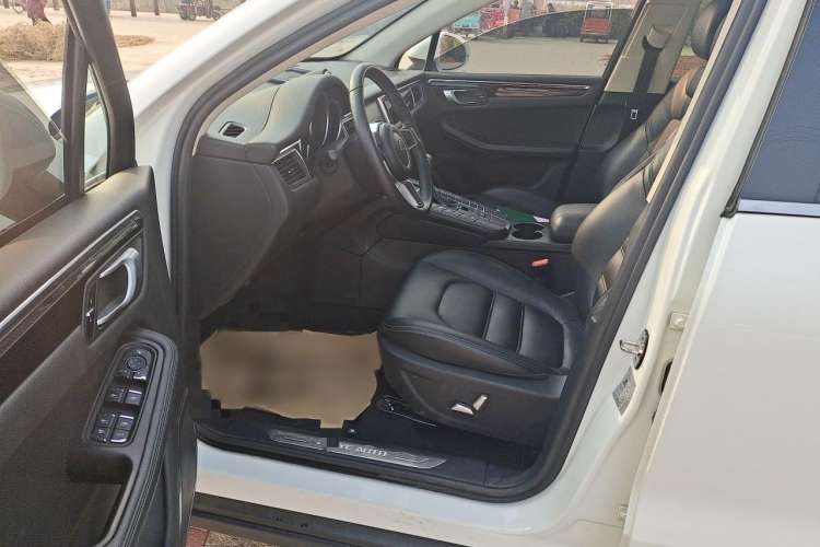 Used Zotye SR9 2017 2.0T Automatic Ultimate Edition
