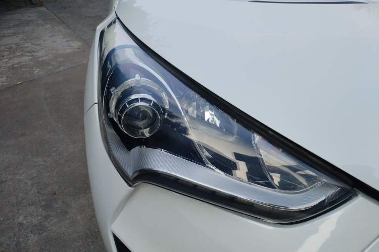 Used Hyundai Veloster 2012 1.6T Automatic Luxury Edition