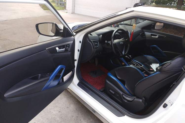 Used Hyundai Veloster 2012 1.6T Automatic Luxury Edition