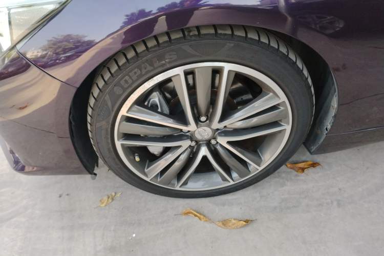 Used Infiniti Q50 2014 3.7L Luxury Sport Edition