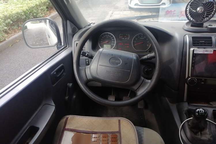 Used Jinbei Grace 2016 2.0L Standard Delivery Version
