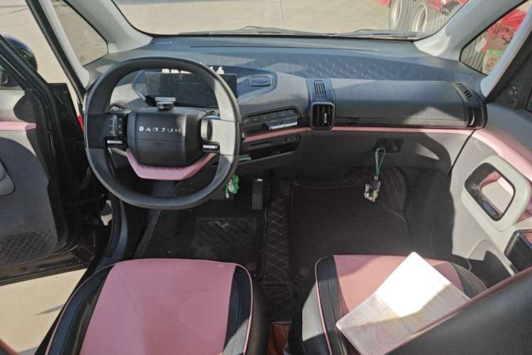 Used Baojun E300 2020 Plus Interstellar Smart Edition
